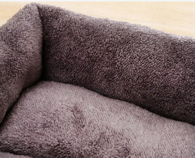 Cat Dog Bed Plush Sleeping Bed for Large, Medium and Small Dogs, Non-Slip and Bite-Resistant