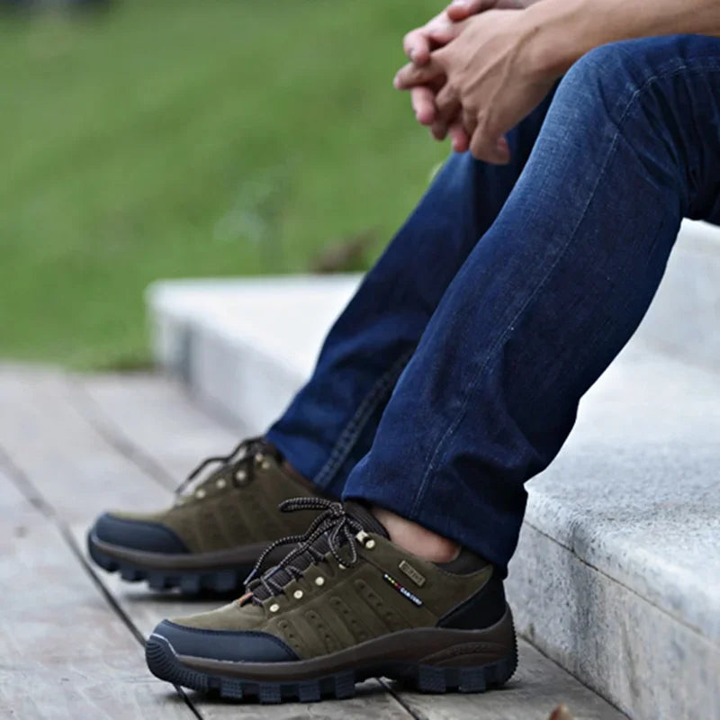 Hiking Shoes Non Slip Mountain Sneakers  Lace Up Retro Leather Shoe Sport Outdoor Trek Men Women Footwear