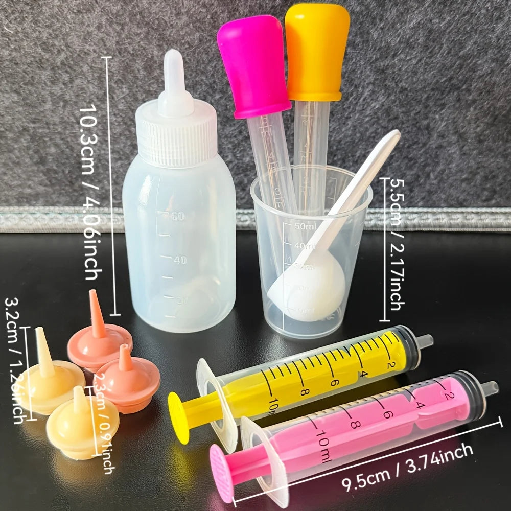 Small pet care set, with a variety of tools and clear scales; Multiple spare silicone heads are bite-resistant and durable.